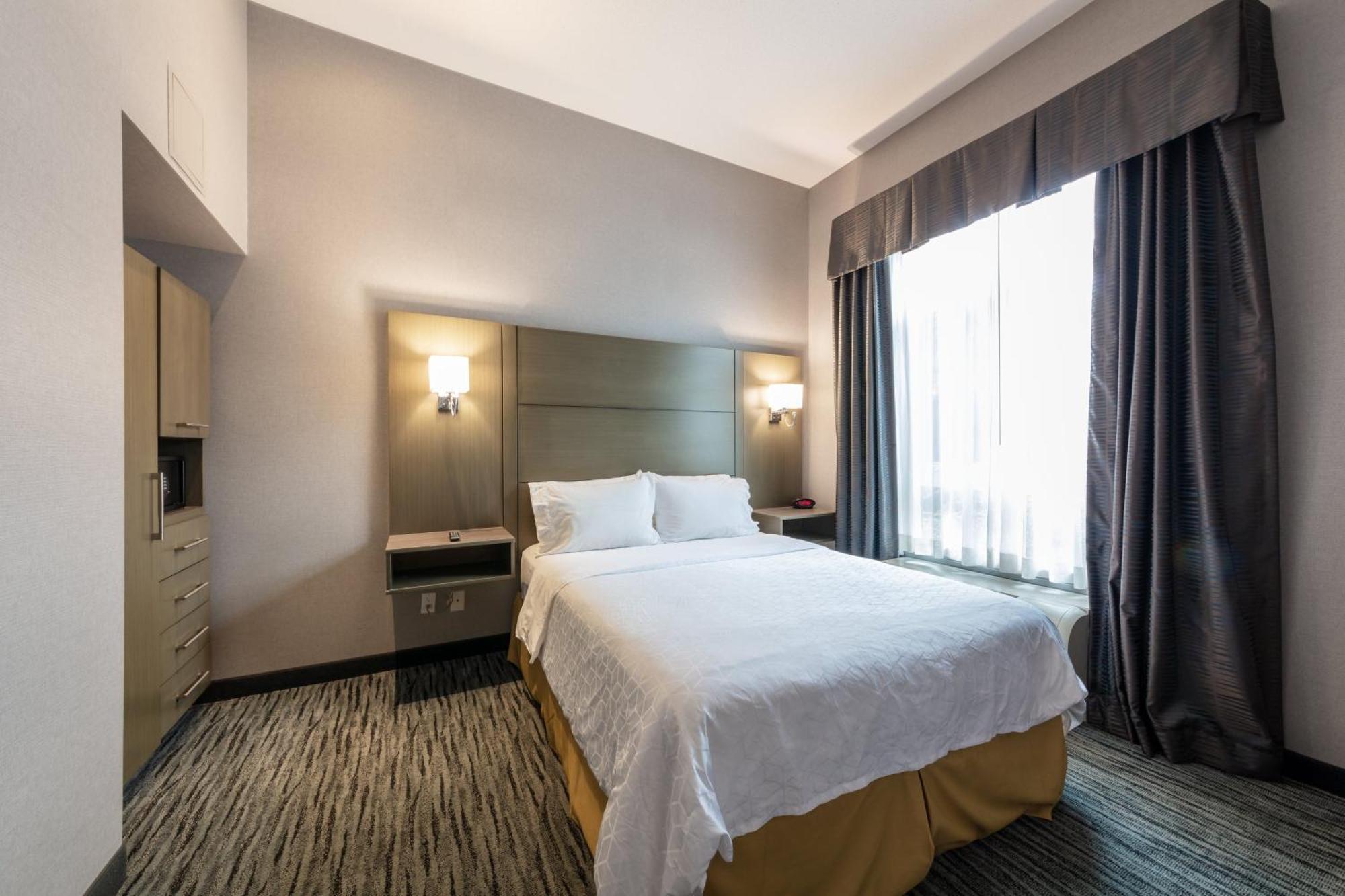 Holiday Inn Express & Suites Riverport Richmond By Ihg Ngoại thất bức ảnh