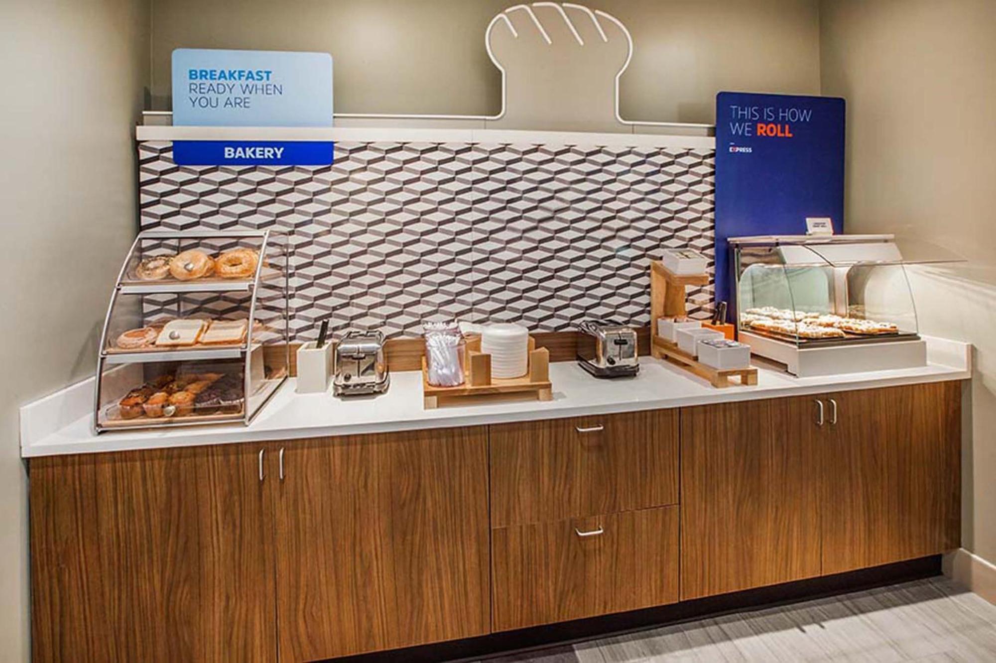 Holiday Inn Express & Suites Riverport Richmond By Ihg Ngoại thất bức ảnh
