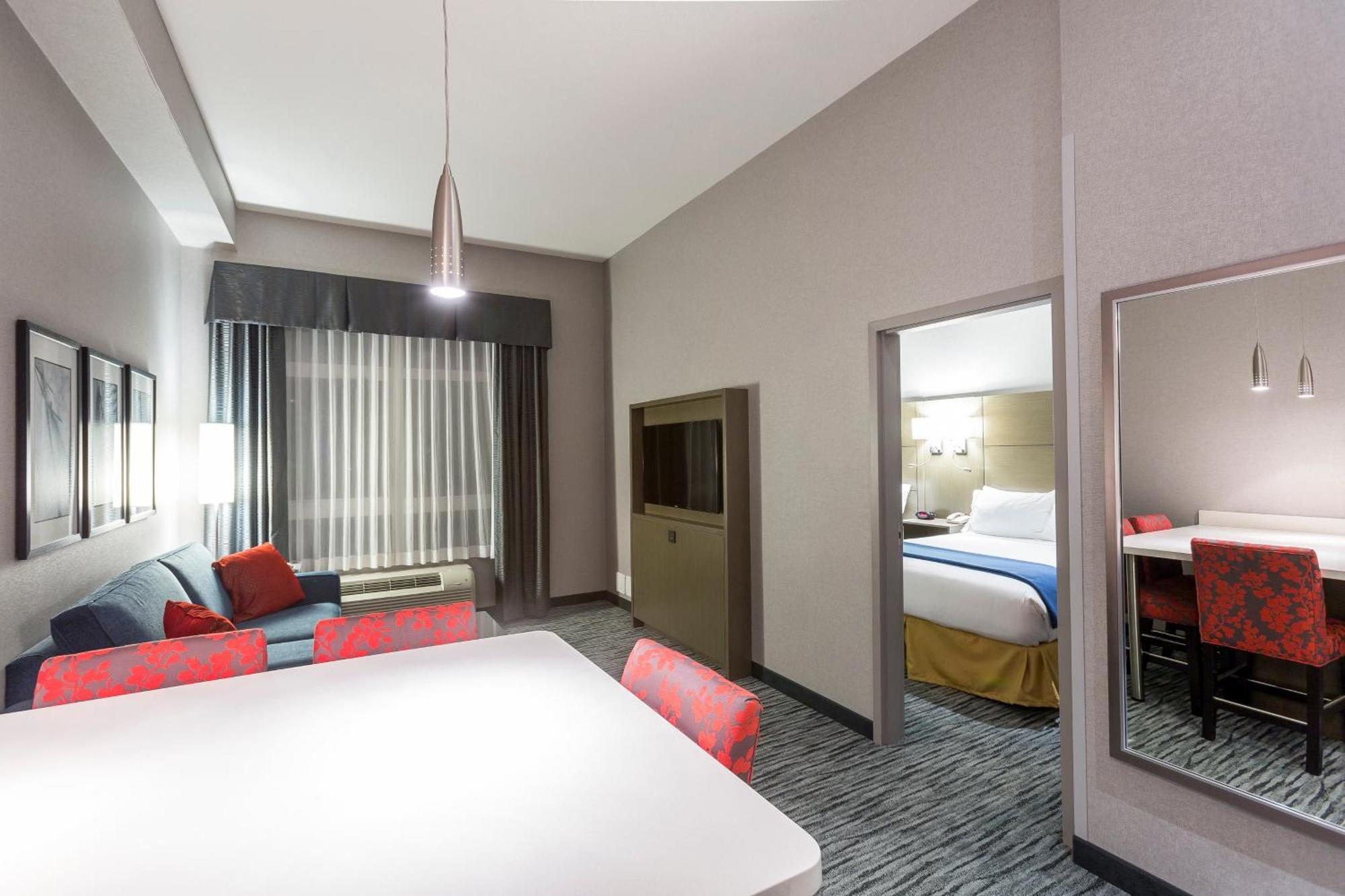 Holiday Inn Express & Suites Riverport Richmond By Ihg Ngoại thất bức ảnh