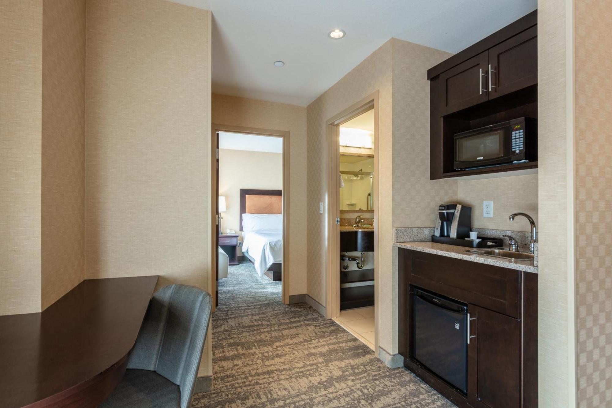 Holiday Inn Express & Suites Riverport Richmond By Ihg Phòng bức ảnh
